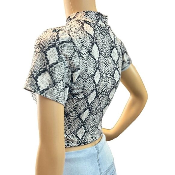 (6 for $25) Caution to the Wind Snakeskin Print Cut-out Tee - Small - Picture 4 of 8